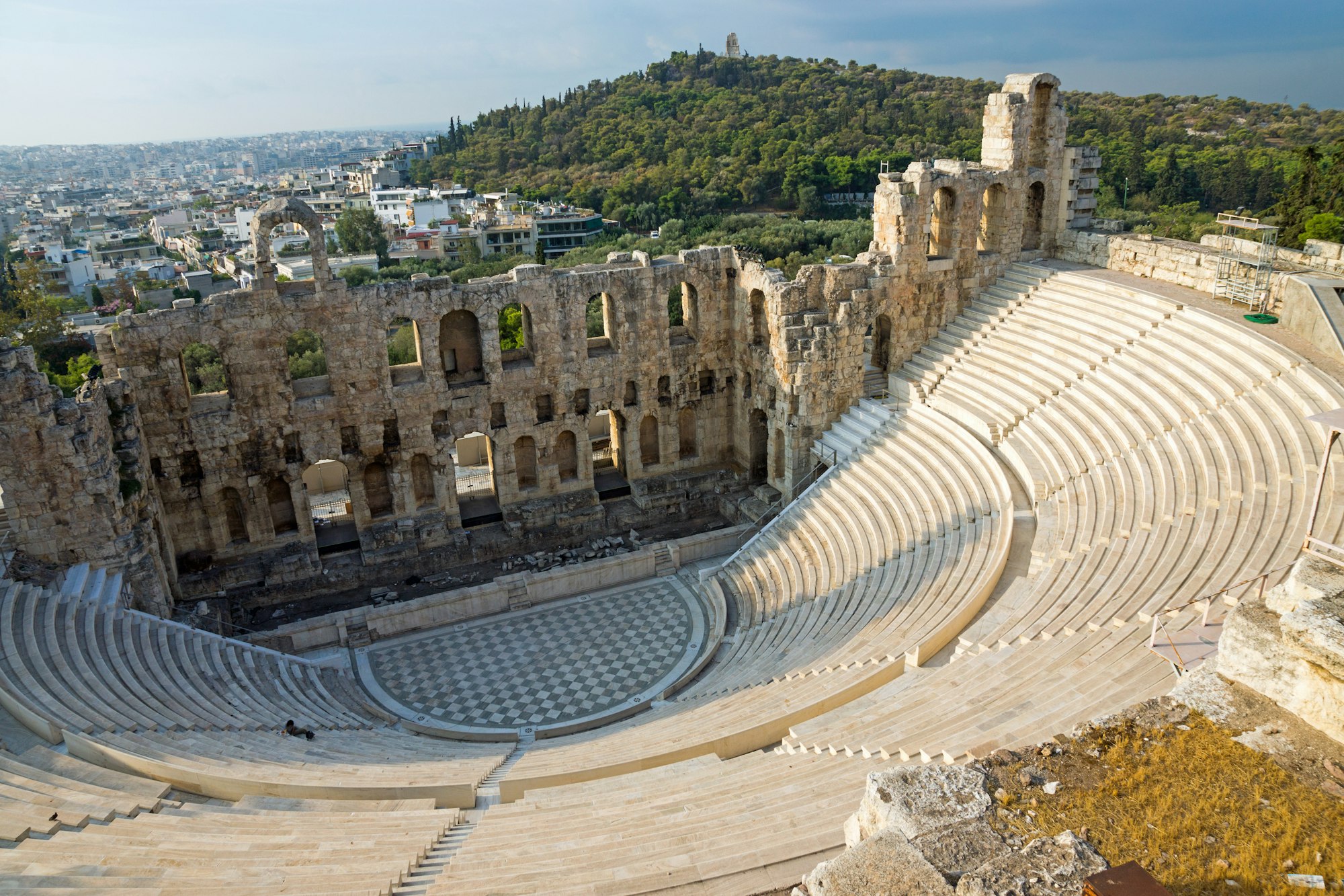 Les Tendances Actuelles du Théâtre Généraliste : Innovations et Évolutions de la Scène Française en 2023